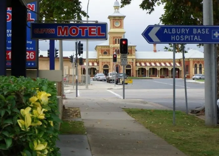 Clifton Motel