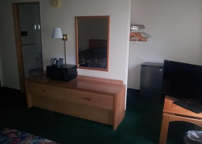Budget Host Inn Grand Rapids