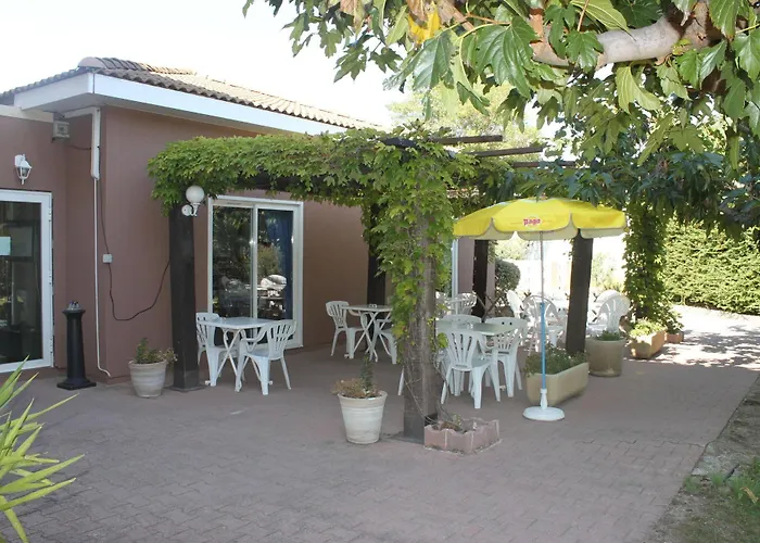 Hotel Du Soleil Bleu