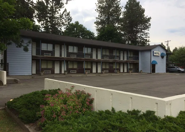 Japan House Suites