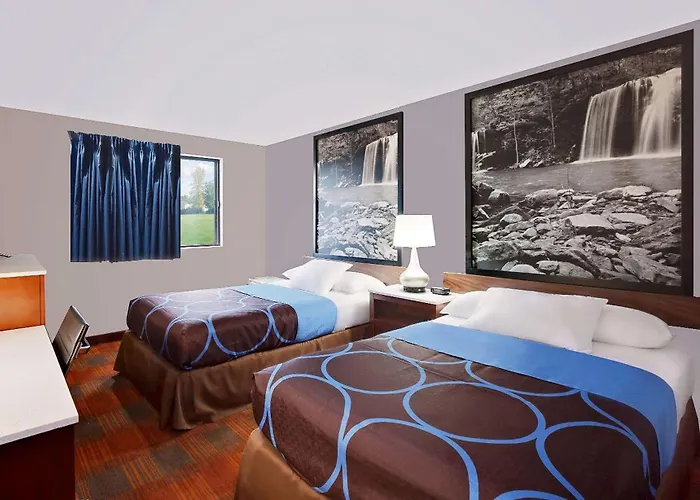 Super 8 By Wyndham Fayetteville