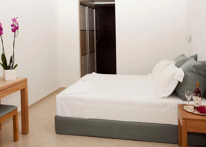 Notis Hotel