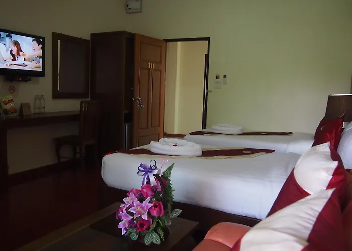 Ruen Narisra Resort
