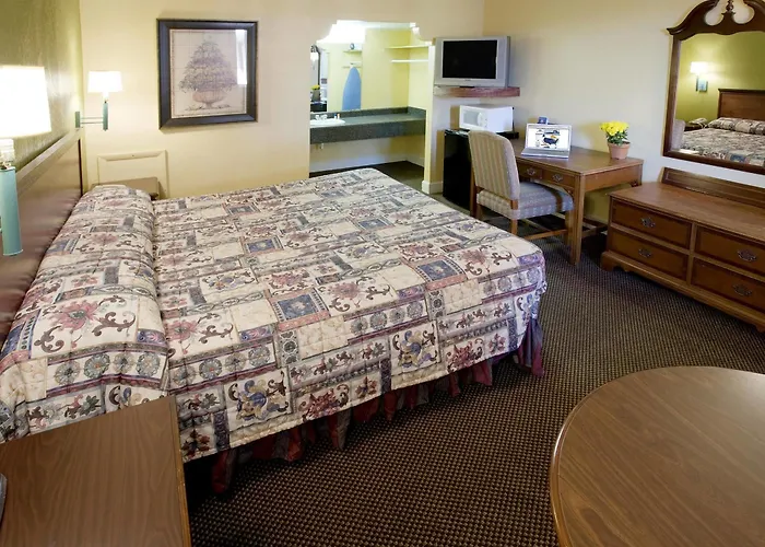 Americas Best Value Inn Huntsville