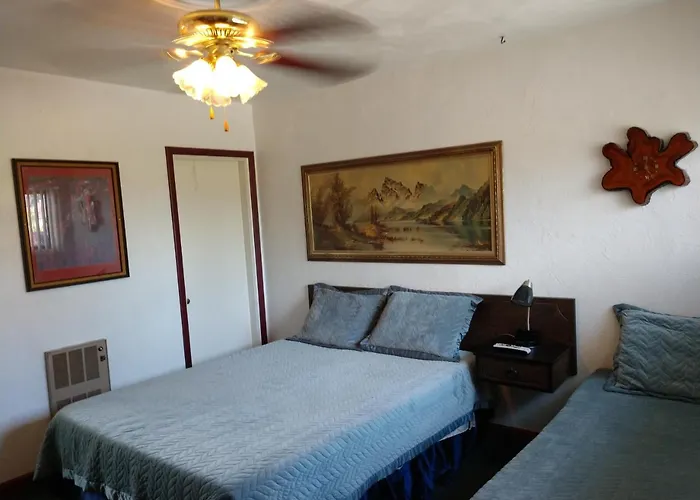 Swiss Mountain Motel