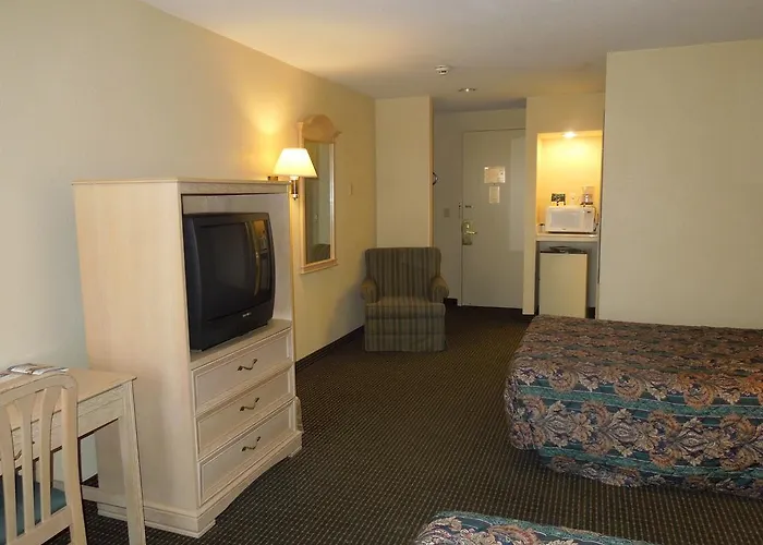 Americas Best Value Inn & Suites Independence