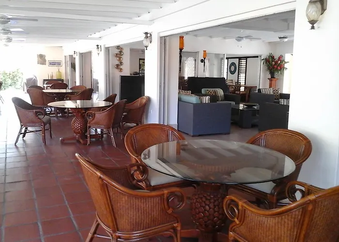 Sunset Shores Beach Hotel