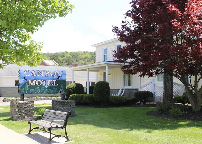 Canyon Motel