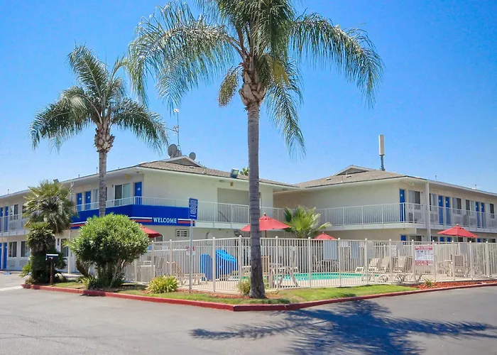 Motel 6-Tulare, Ca
