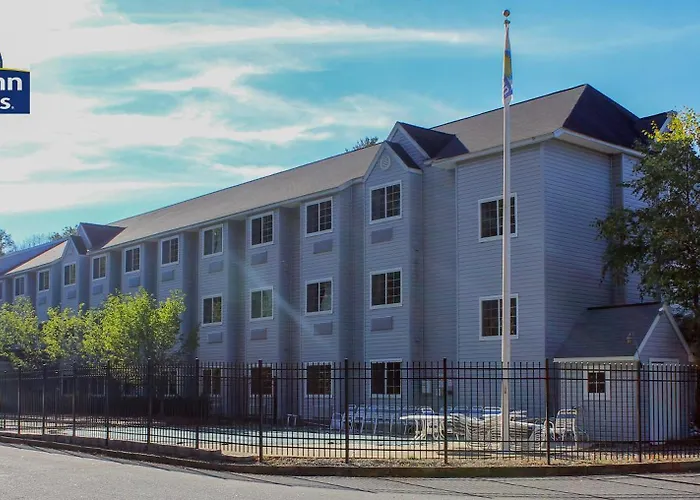 Days Inn By Wyndham Sturbridge
