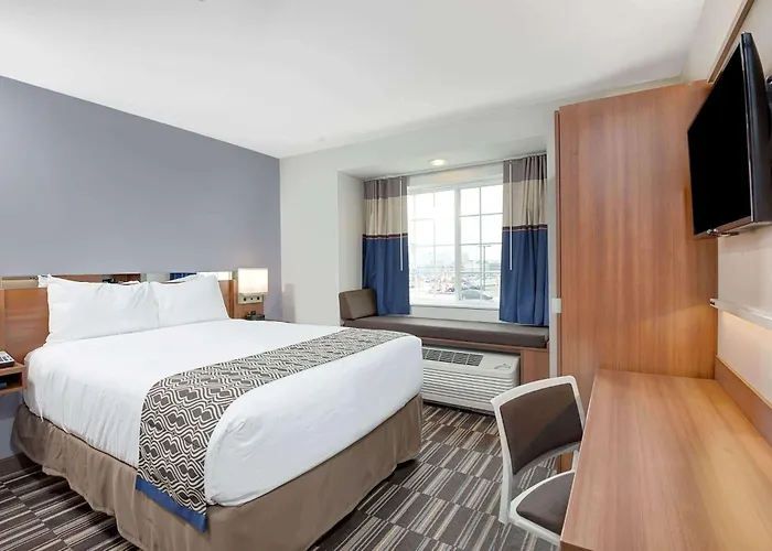 Microtel Inn & Suites By Wyndham Philadelphia Airport Ridley Park