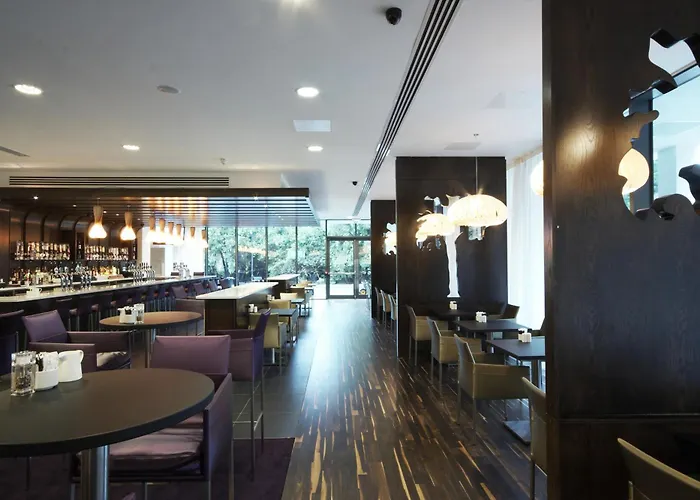 Rochestown Park Hotel & Leisure Centre