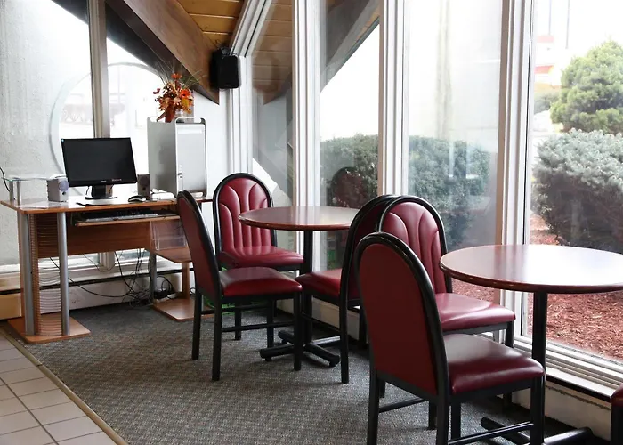 New Stanton Garden Inn