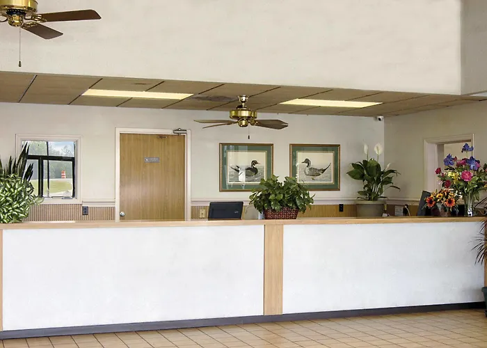 Howard Johnson By Wyndham Valdosta