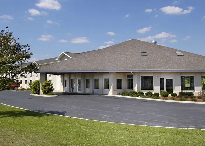 Baymont By Wyndham Dowagiac