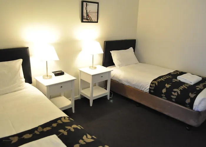 Albury Burvale Motor Inn