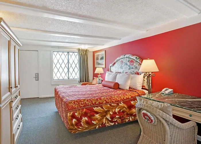 Knights Inn Charlotte South