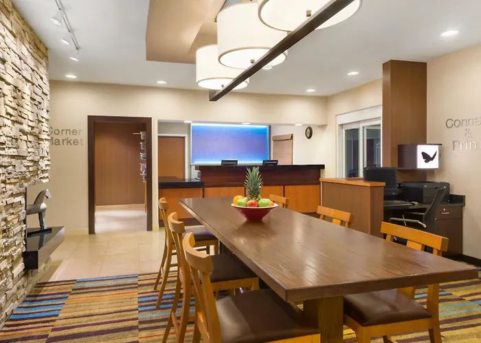 Amerivu Inn And Suites