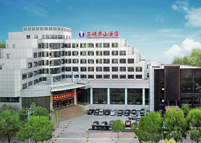 Yichang Three Gorges Dongshan Hotel
