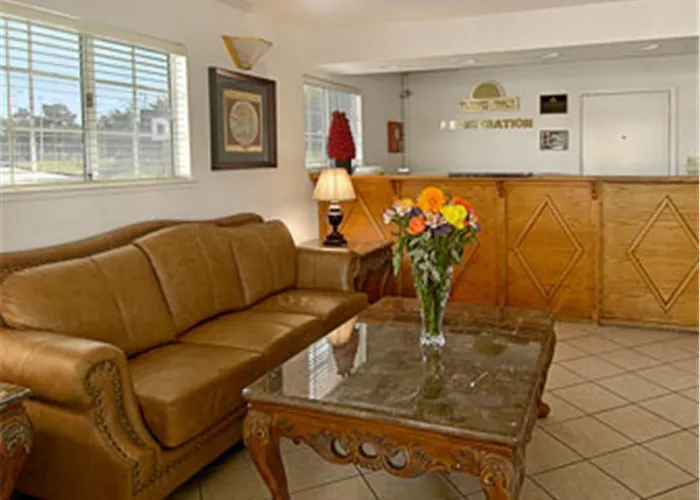 Days Inn Salinas Airport