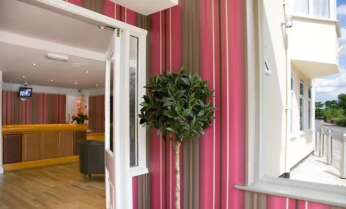 Harrisons Hotel