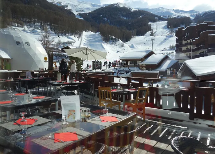 Hotel L'Escale Blanche