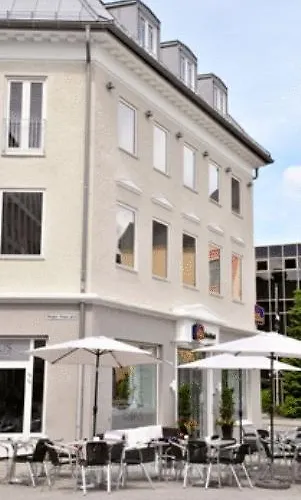Globus Hotel