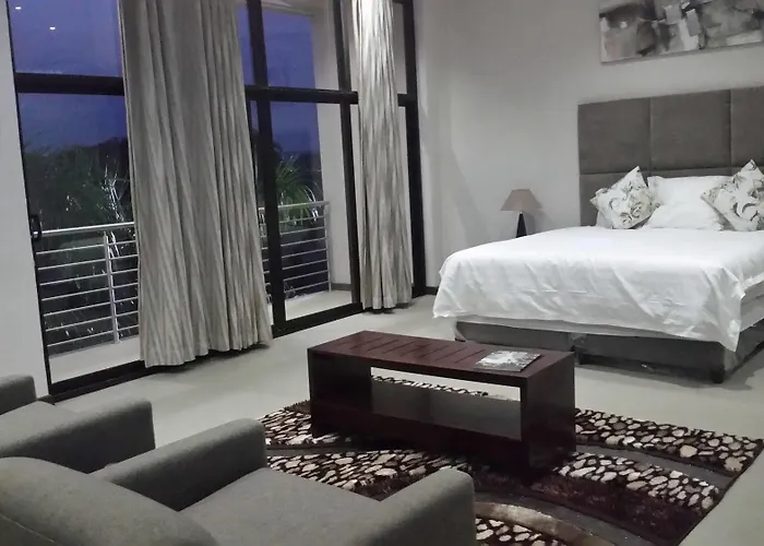 Pamo Hotel And Restaurants
