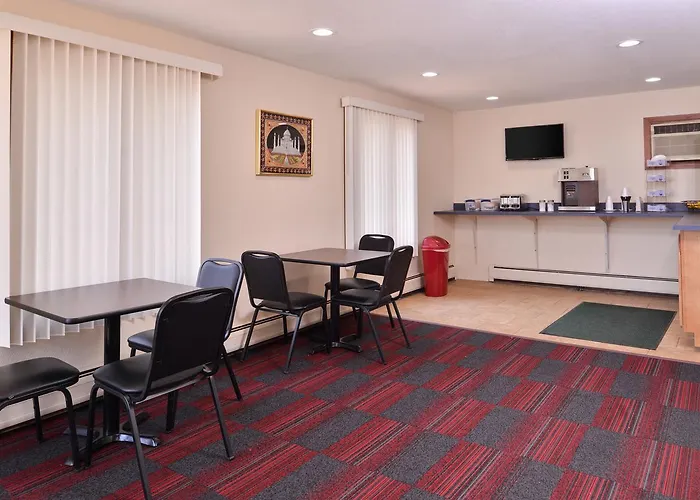 Red Carpet Inn