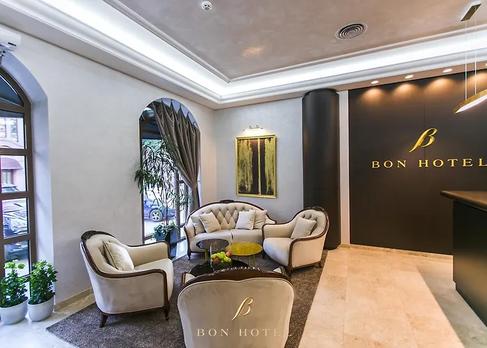 Bon Hotel
