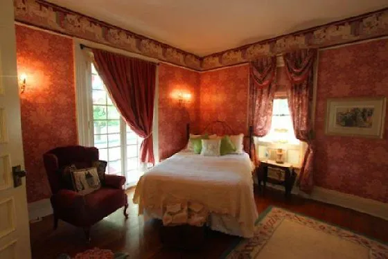 Royal Inn Columbia/Fort Jackson