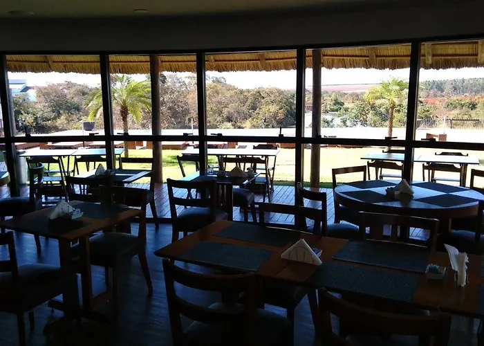 Ives Hotel