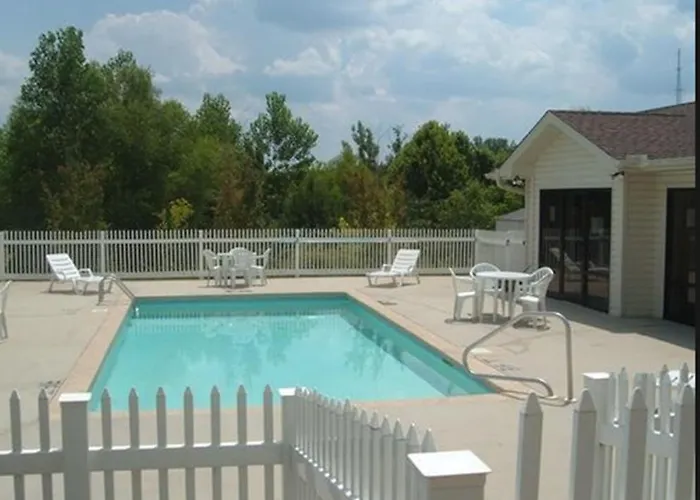 Americas Best Value Inn Huntsville