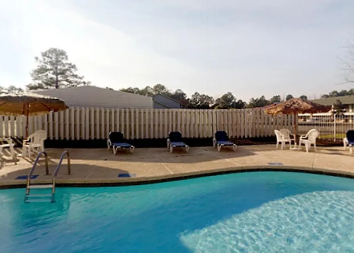 Americas Best Value Inn & Suites