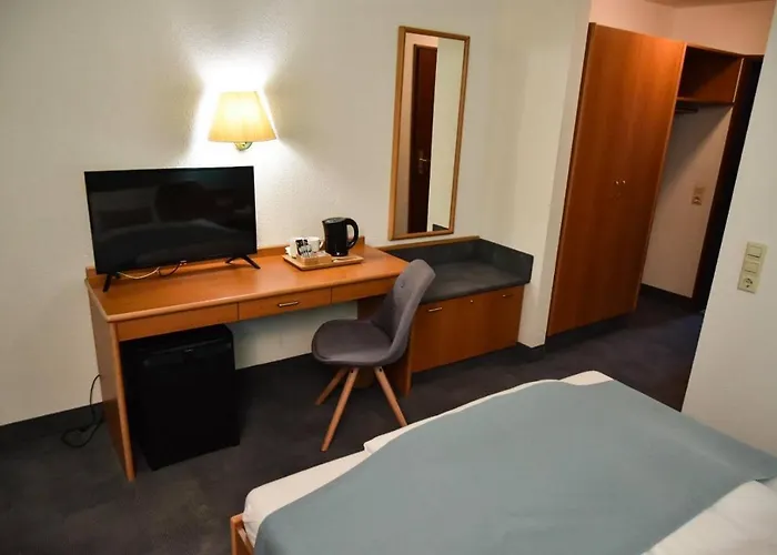 Martins Klause Airport Messe Hotel - Air Conditioning - Self Check-In Available