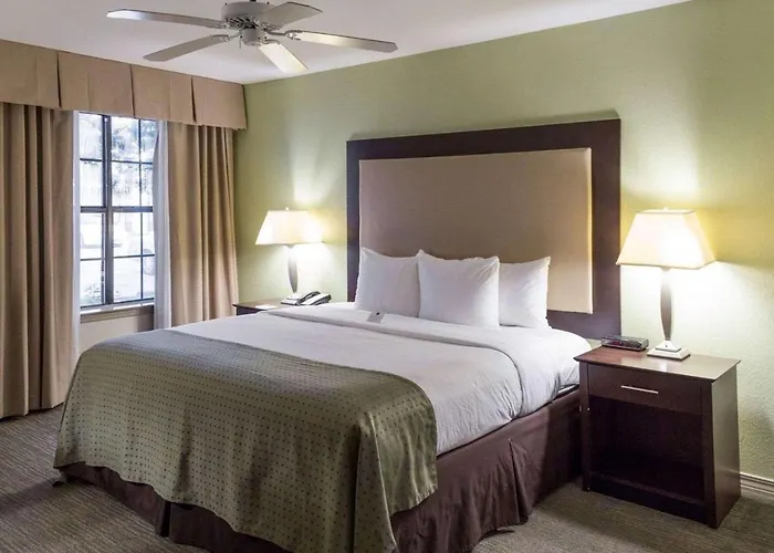 Clarion Inn & Suites Conference Center