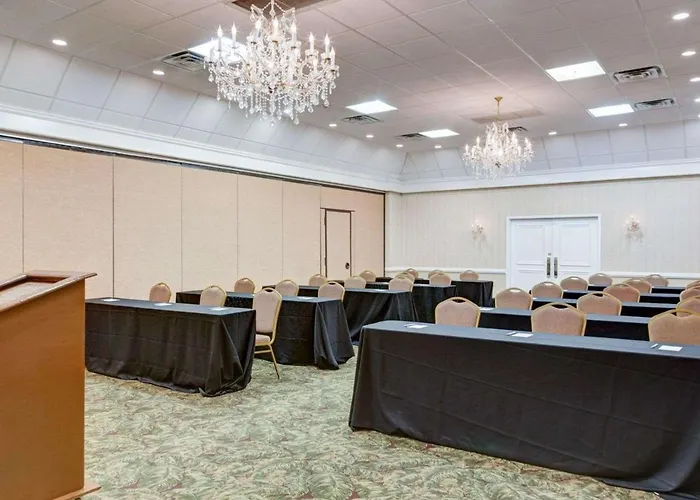 Clarion Inn & Suites Conference Center
