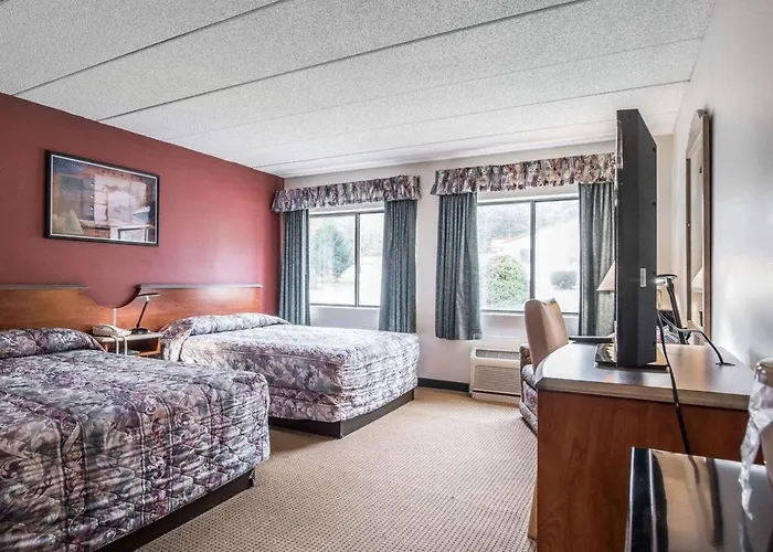 Econo Lodge Plymouth