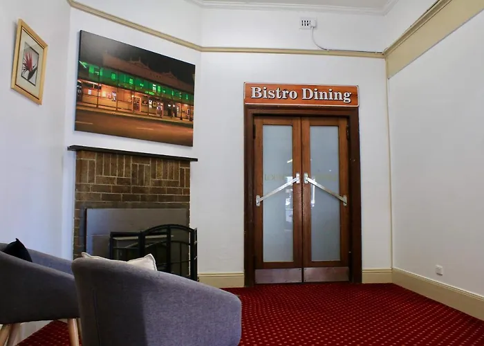 Club Hotel