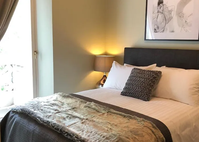 Bull And Mouth Hotel Maryborough Victoria