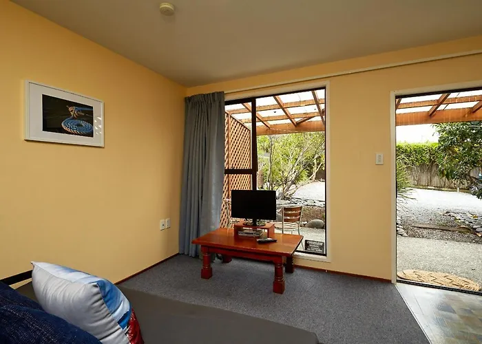 Sails Motel