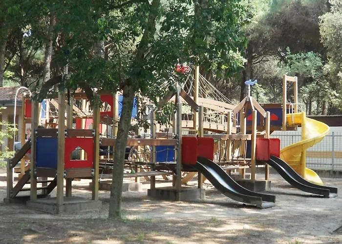 Albatross Mobile Homes On Camping Mare E Pineta