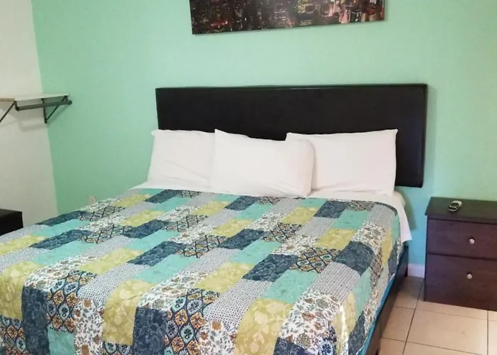 Royal Budget Inn