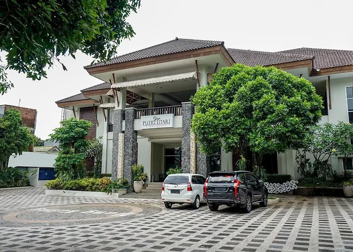 Oyo 282 Putri Utari Residence