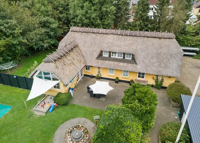Omme A Camping & Cottages