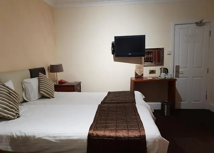 Ascot Hotel