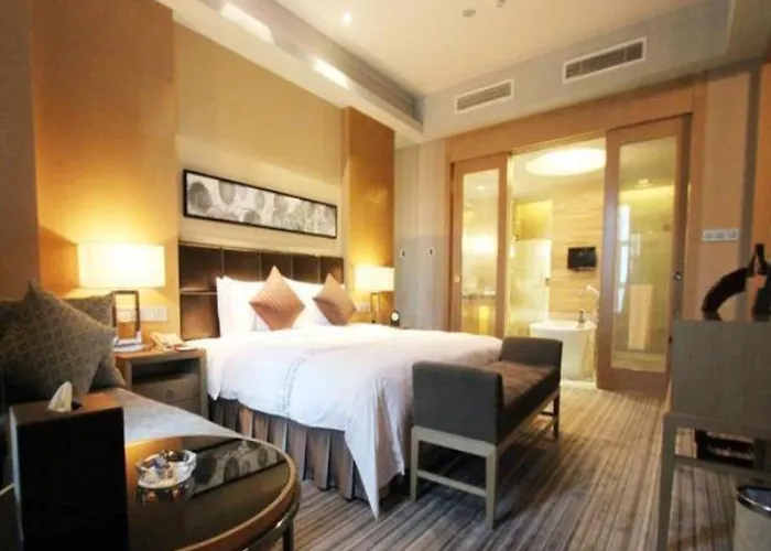 Howard Johnson By Wyndham Changshan Lake Plaza Changle