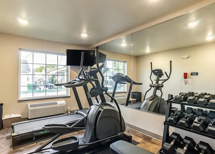 Cobblestone Inn & Suites - Bridgeport