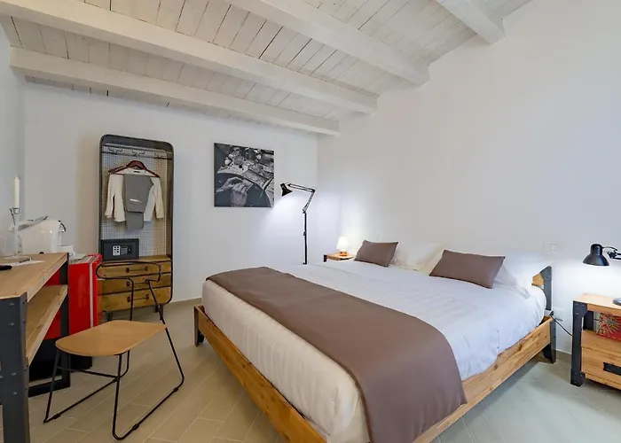 Le Maestranze Deluxe Rooms