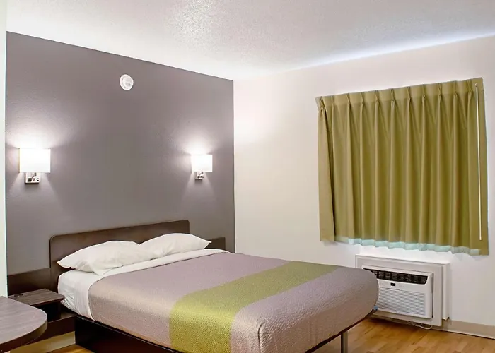 Studio Lodge - Cincinnati - Springdale